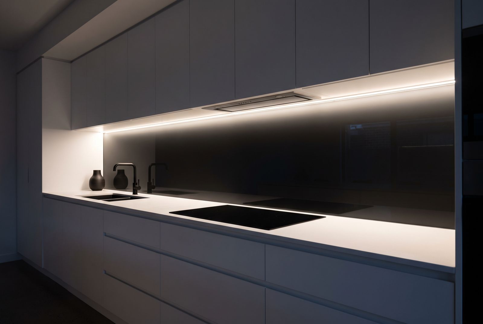 Charcoal glass kitchen splashback